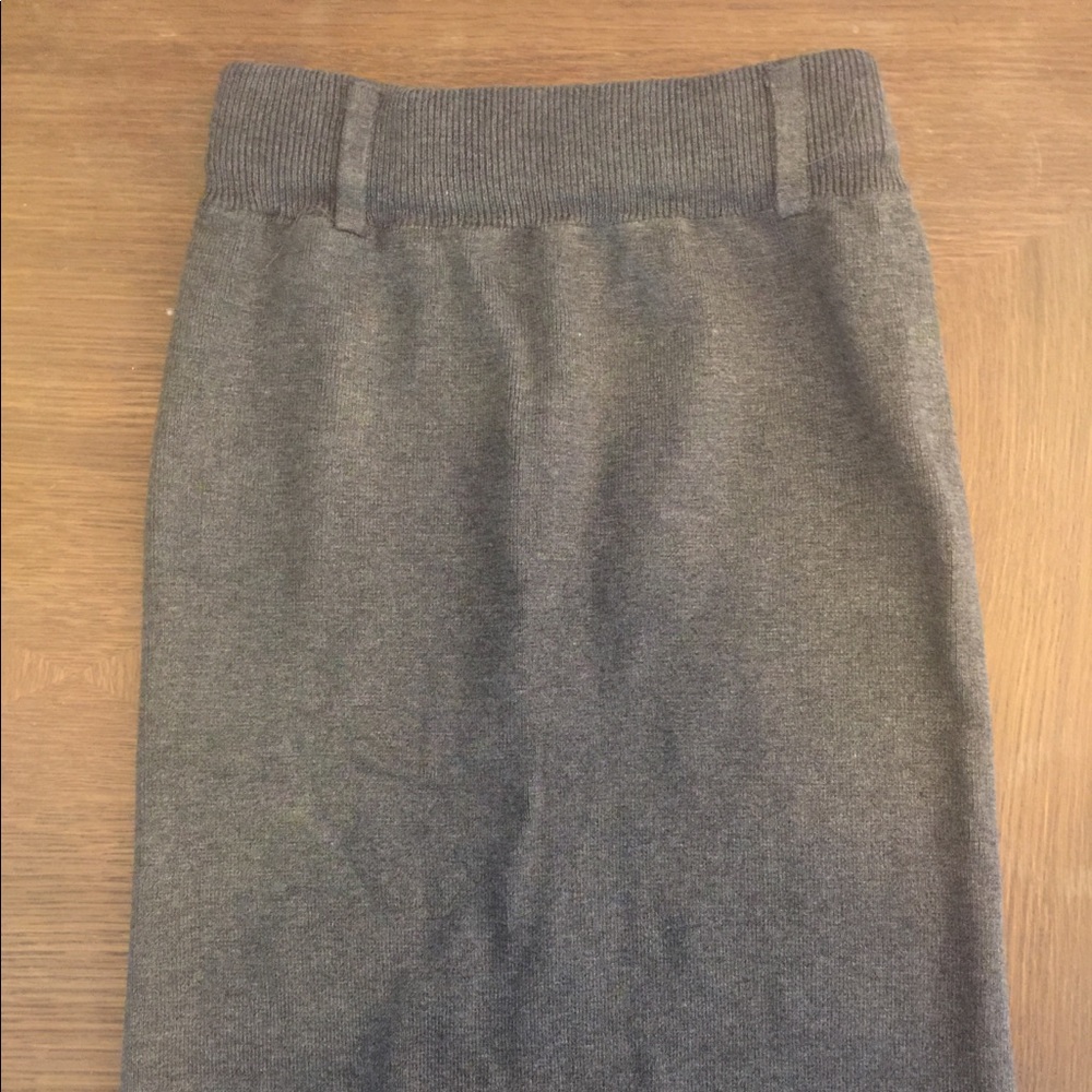 Grey sweater pencil skirt